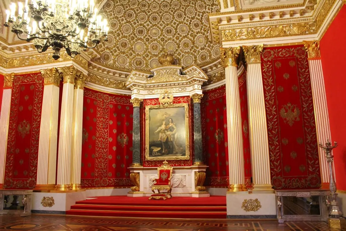 Знакомый и незнакомый Петербург