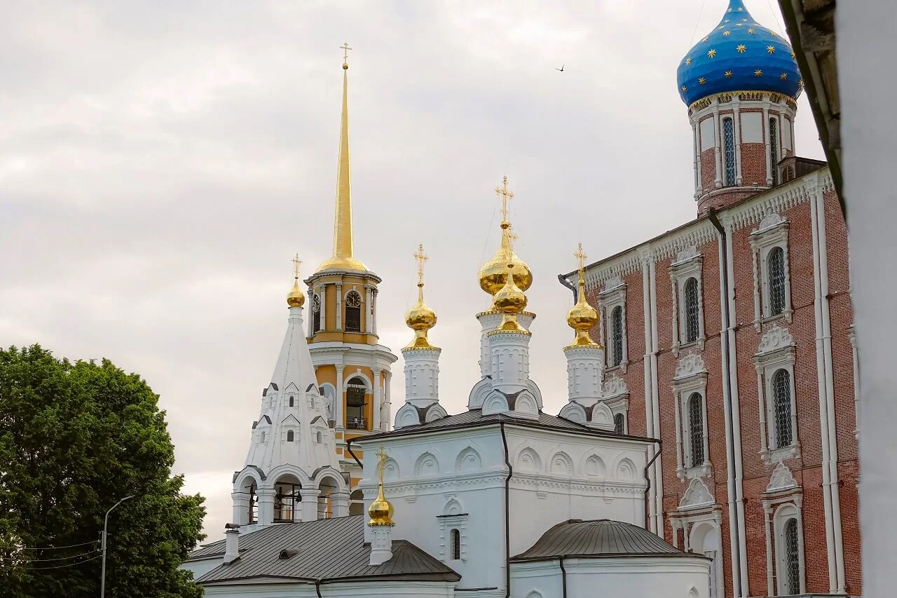 От Оки до Волги (пятн.-воск.)