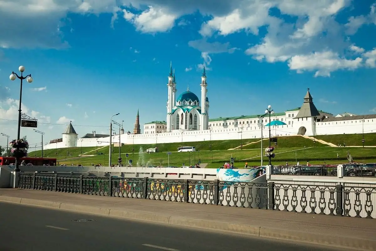 Традиции и люди - столицы и народы