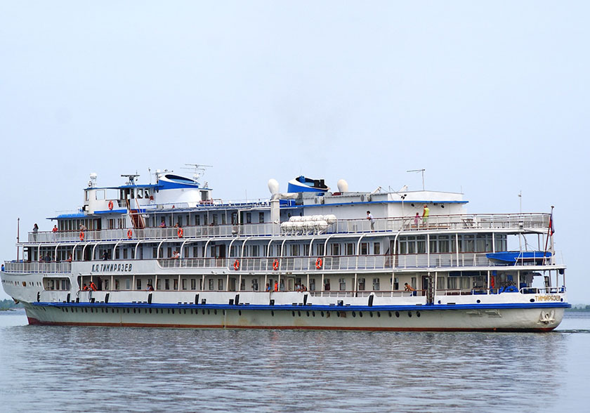Теплоход "К.А.Тимирязев"